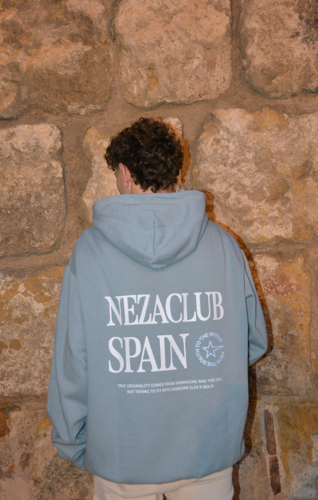 NEZA CLUB HOODIE