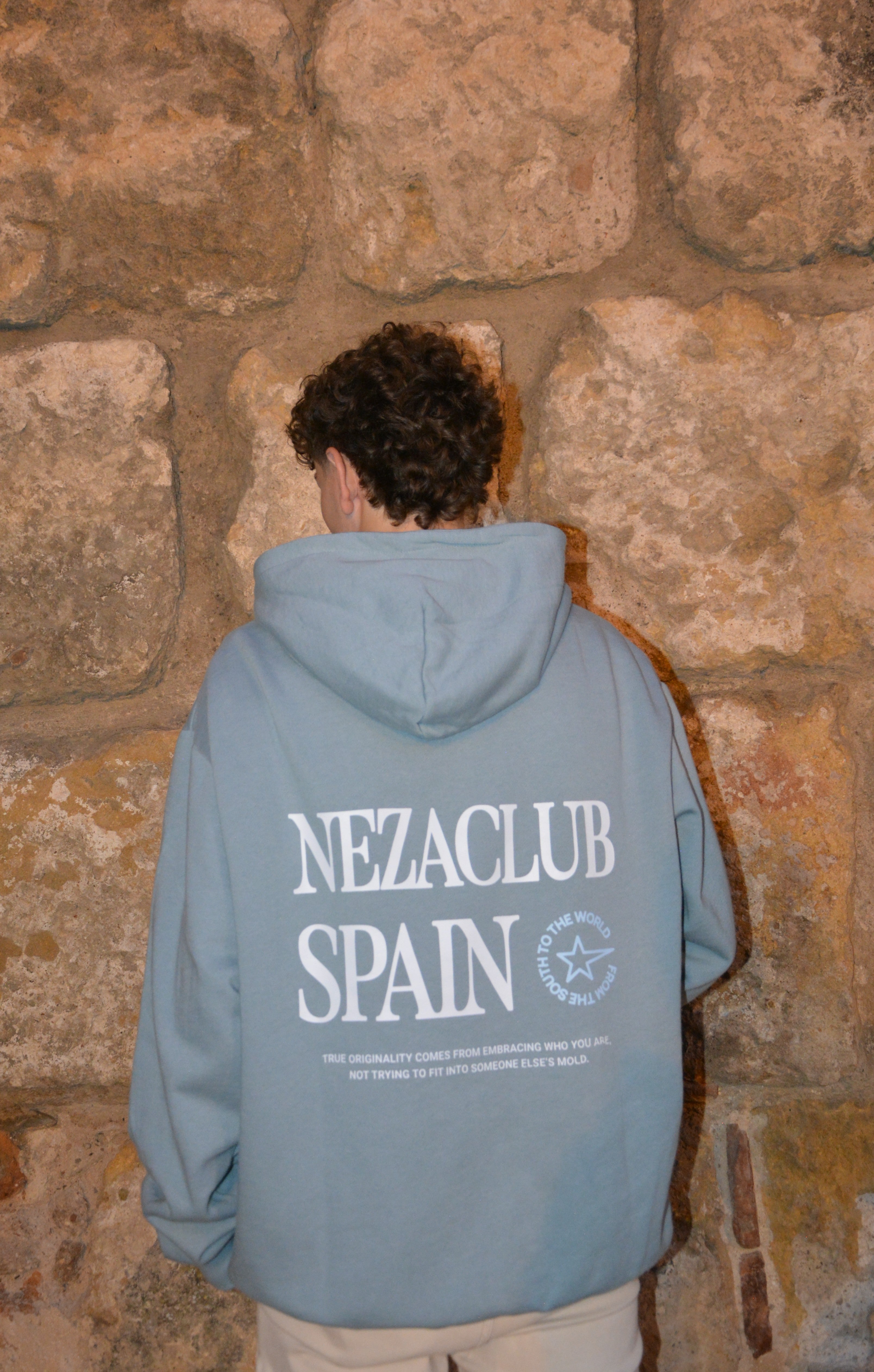 NEZA CLUB HOODIE