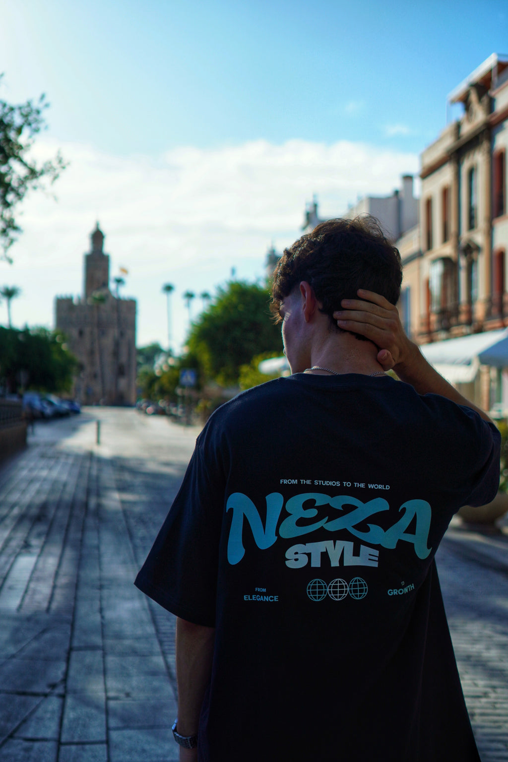 NEZA STYLE TEE