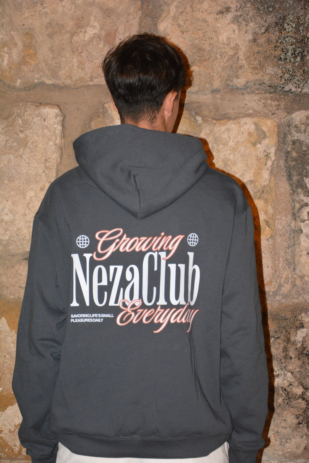 NEZA GROWING HOODIE