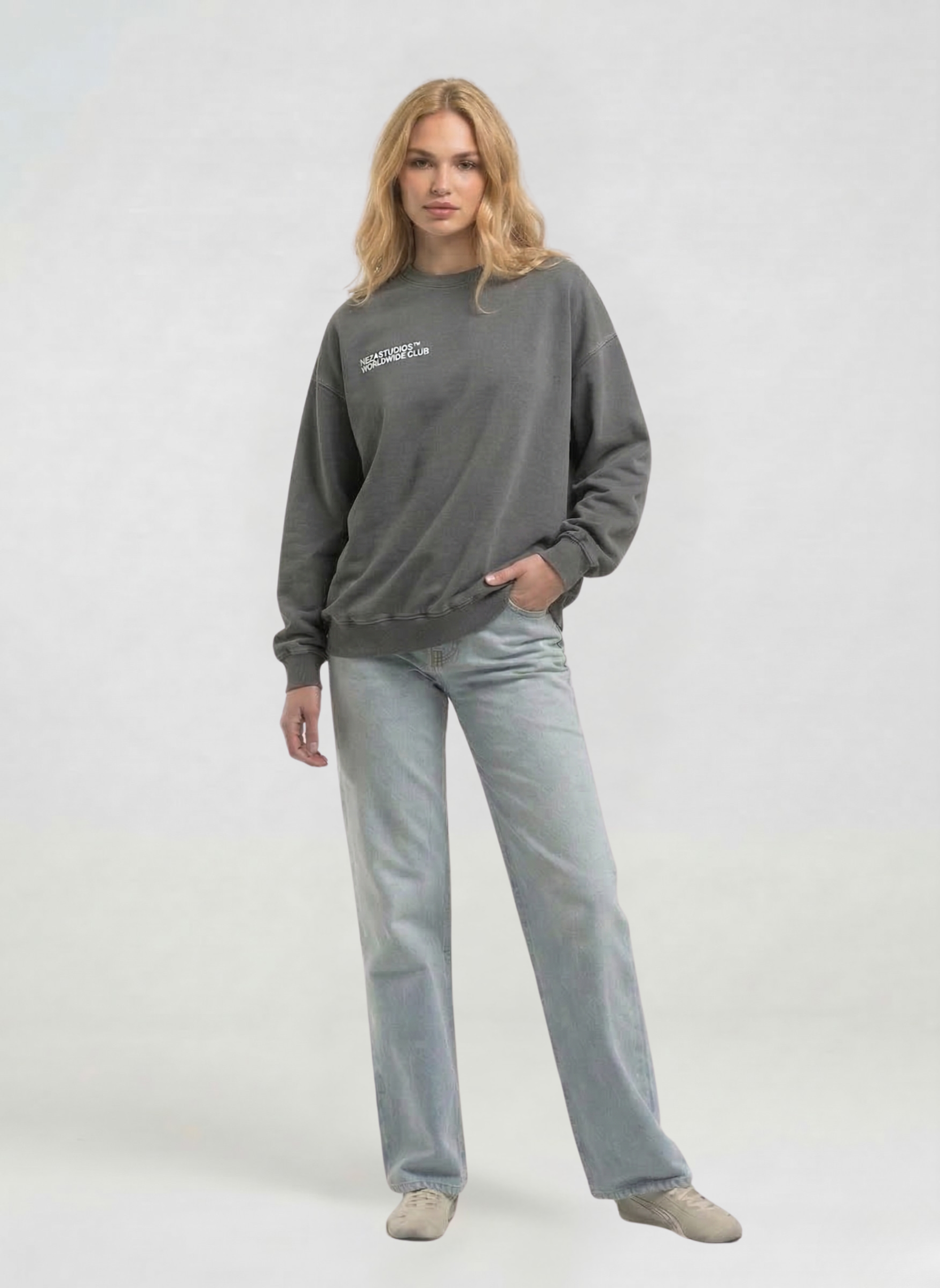 GRATITUDE CREWNECK